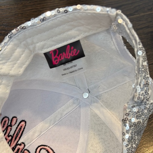NWT Barbie Silver Sequin Kids Cap - Picture 4 of 4
